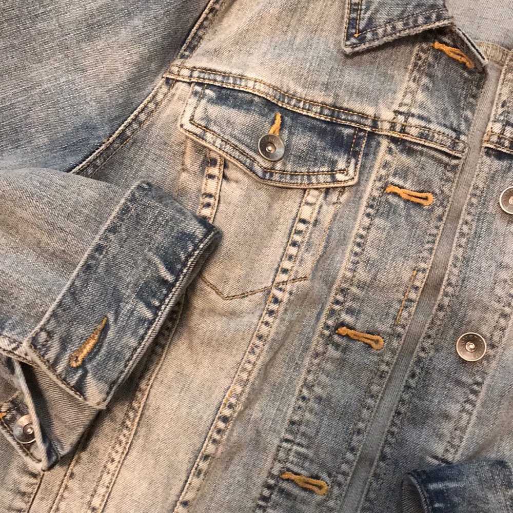 Jean Jacket - Picture 4 of 4